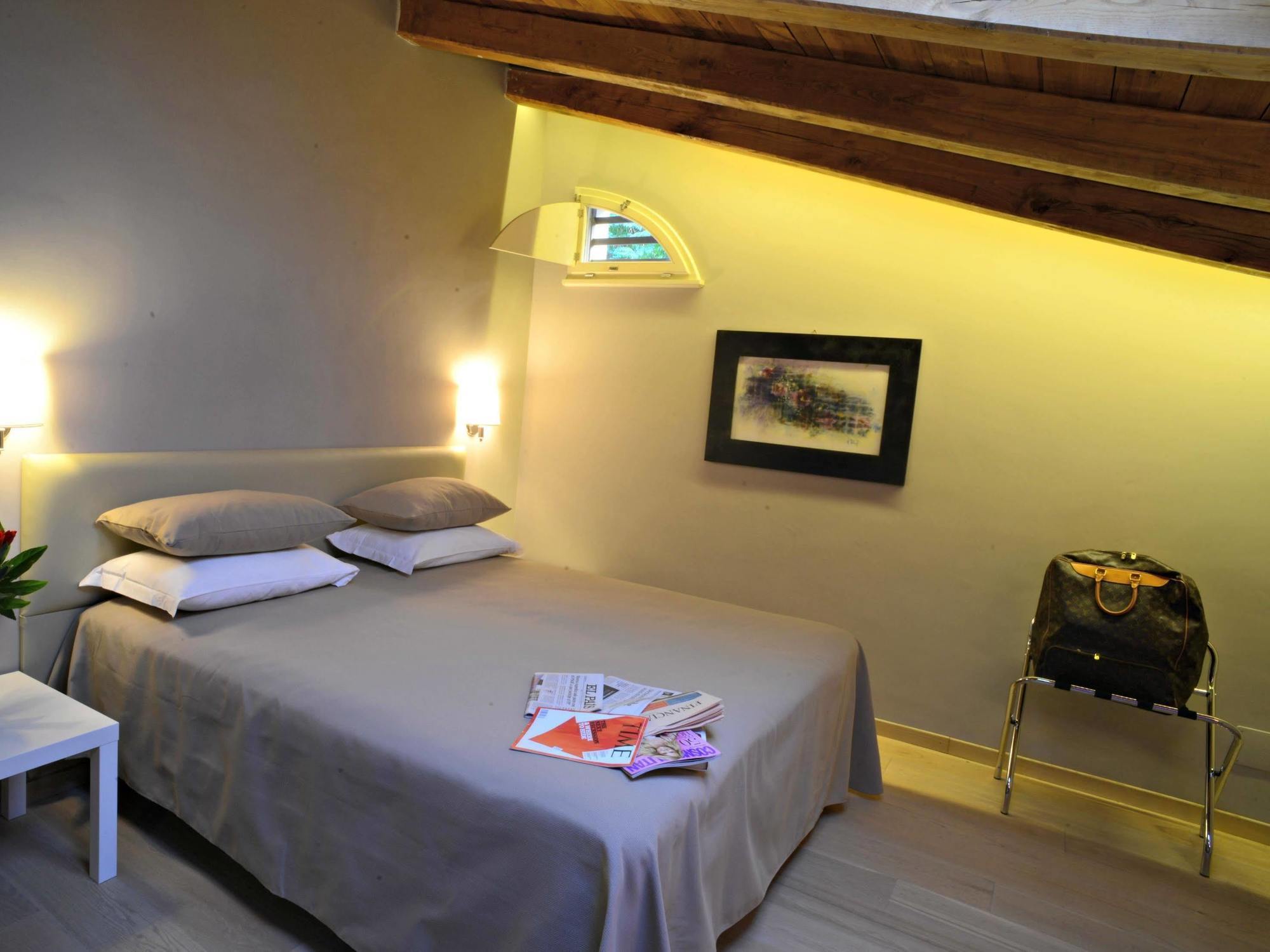 Hotel Etruria Relais And Wine Rom Exterior foto